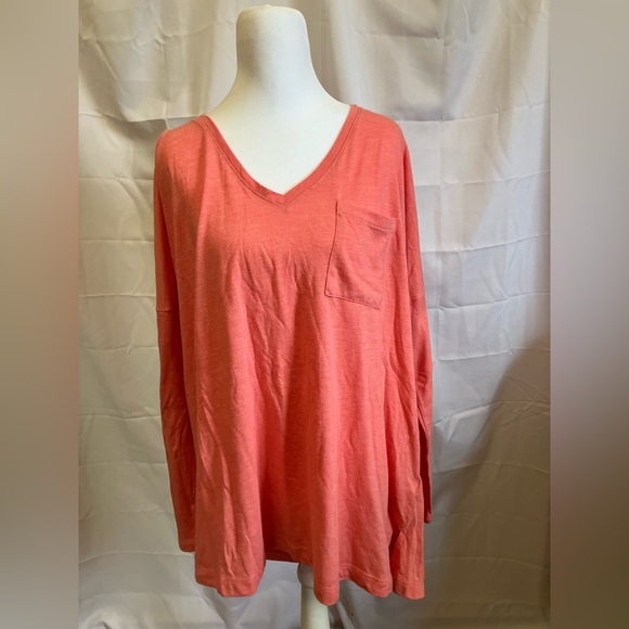 Old Navy Pink Long Sleeve V-Neck Tee - Picture 1 of 7